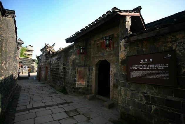 蝙蝠侠：阿甘之城
