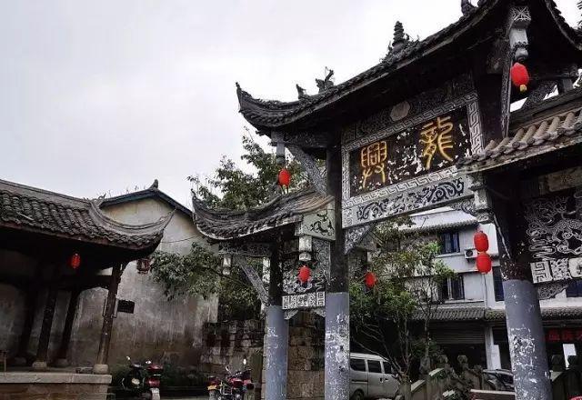 速卡龙p10双屏笔记本京东上架
